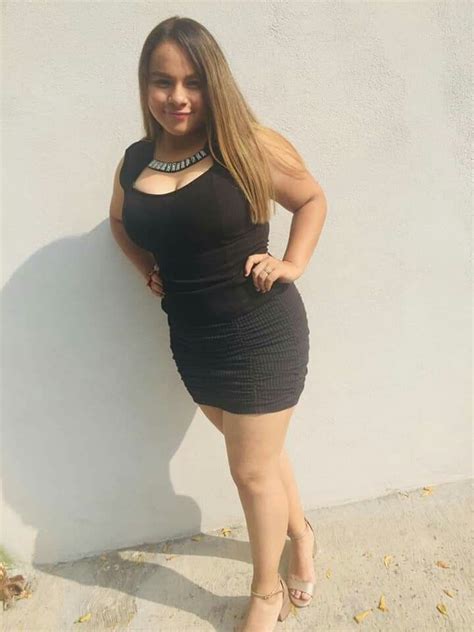 latina sexy mom